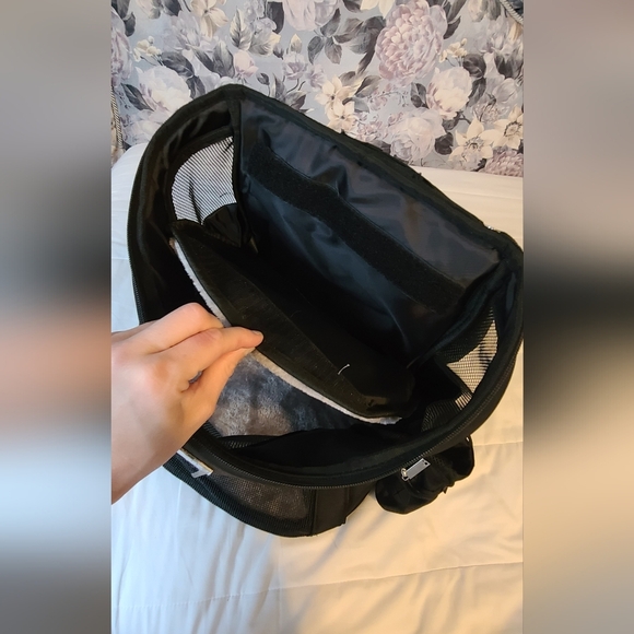 NEW Hotel Doggy - Pet  Backpack Carrier - Picture 3 of 16